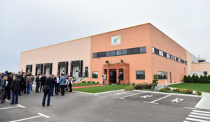 The Minister of Agriculture visits the Serbian production site of the group “La Linea Verde”